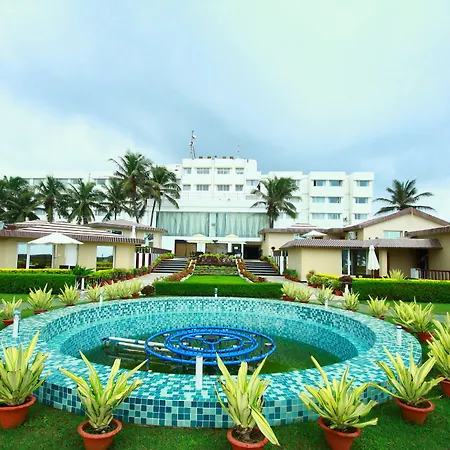Hotel Holiday Resort-3